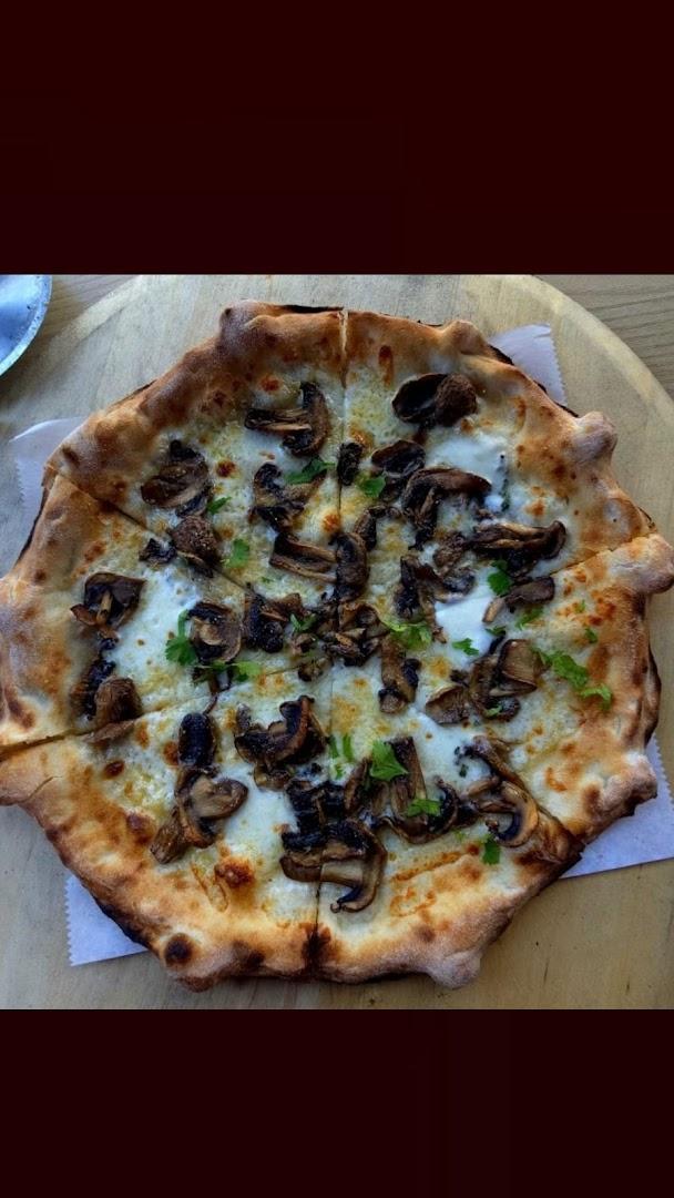 Guerreros WoodFire Pizza